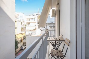 Outdoor dining - Virona 2nd Floor Greece Apartments (Vyronas)