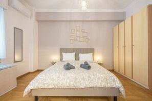2 bedrooms, iron/ironing board, travel crib, WiFi - GΑ Golden Comfort (Vyronas)