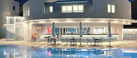 Apartment, 2 Bedrooms | Pool | Outdoor pool