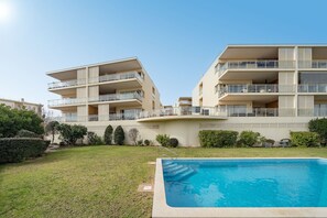 Pool - Lagos Terrace With Pool by Homing (Lagos)