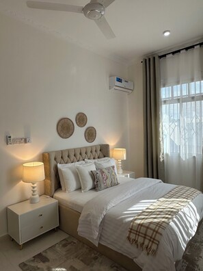 2 dormitorios, tabla de planchar con plancha, wifi y ropa de cama