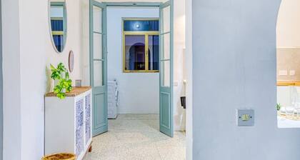 Lilly Townhouse Sliema
