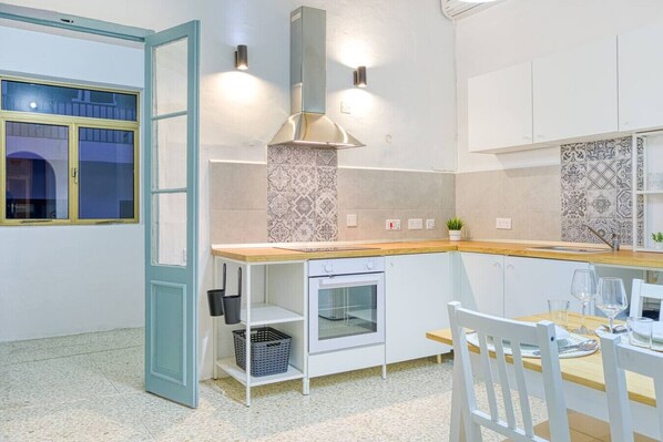 Fridge, microwave, oven, high chair