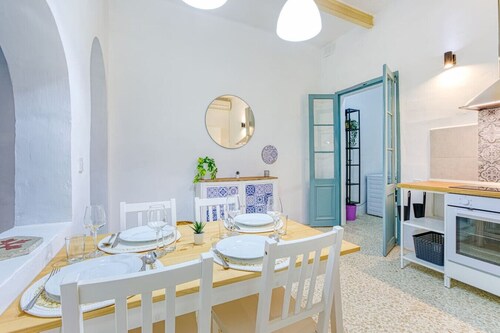 Lilly Townhouse Sliema