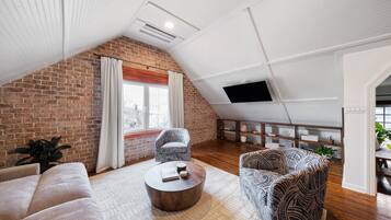 Älytelevisio, kirjoja, musiikkikirjasto