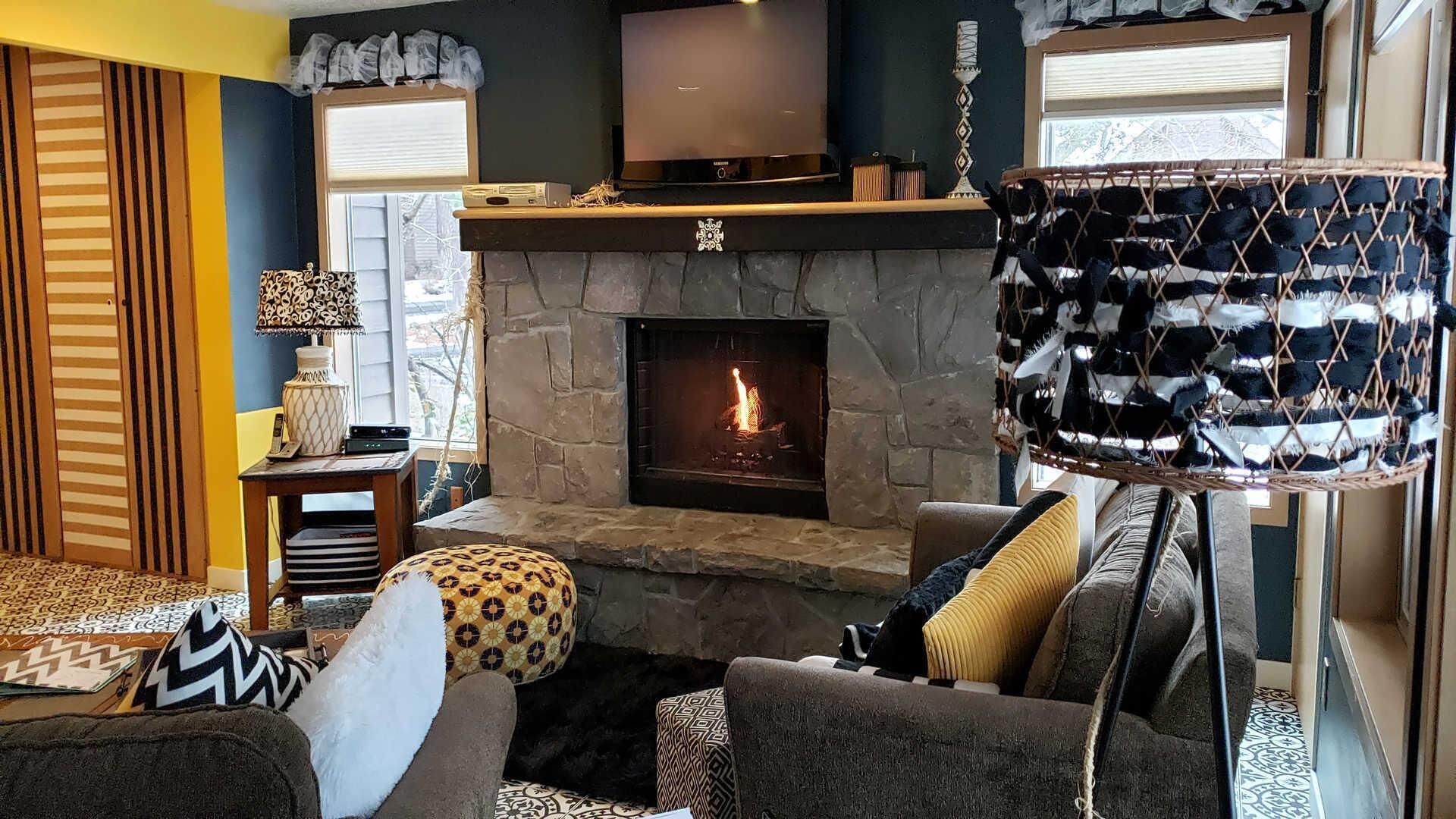 Condo, 1 King Bed (Ridge Condo 03) | Living area