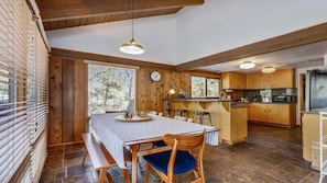 House, 2 Single Beds (Crag - 01) | Dining - Crag - 01 (Bend)