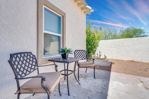 Terrace/patio - Downtown Historic 4BR / 2BA with parking, Downtown Historic 4BR / 2BA with parking (Tucson)