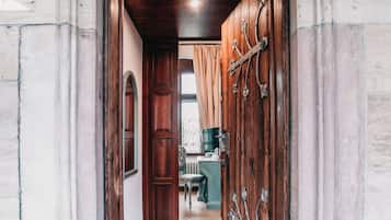 Escritorio y wifi gratis