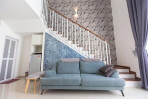 Cribs/infant beds - I Soho at I City by My Trip & My Stay (Shah Alam)