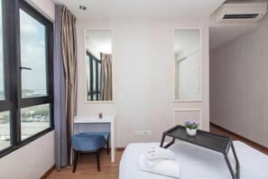 Cots/infant beds - I Soho at I City by My Trip & My Stay (Shah Alam)