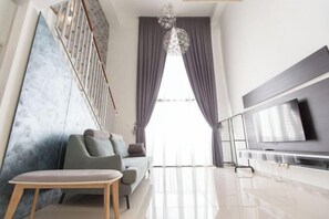 Cots/infant beds - I Soho at I City by My Trip & My Stay (Shah Alam)