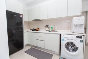 Cots/infant beds - I Soho at I City by My Trip & My Stay (Shah Alam)