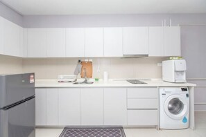 Cribs/infant beds - I Soho at I City by My Trip & My Stay (Shah Alam)