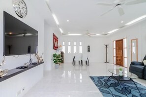 Room - 50% Off Jasmine Villa 5 Minutes to Nai Harn Beach (Phuket)