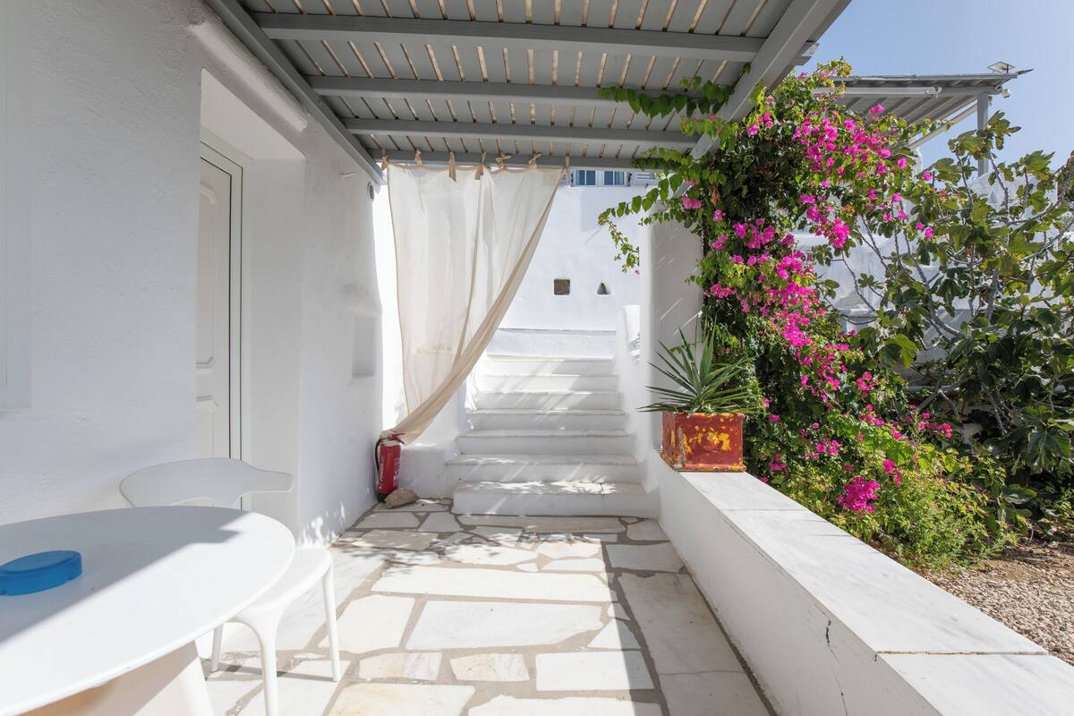 Standard Double Room, Balcony, Garden View | Blackout drapes, soundproofing, iron/ironing board (on request)