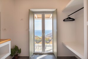 Room - Apostolis Windmill (Mykonos)