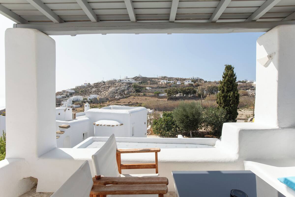 Standard Double Room, Balcony, Partial Sea View | Blackout drapes, soundproofing, iron/ironing board (on request)