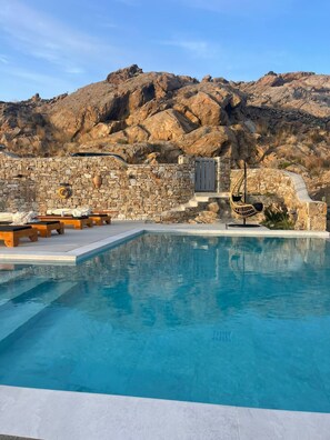 Seasonal outdoor pool, open 9:00 AM to 8:00 PM, pool umbrellas - Apostolis Windmill (Mykonos)