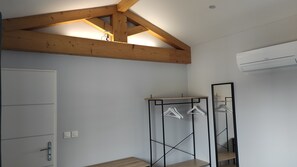 Interior - Le Grand Tilleul (Peyrins)