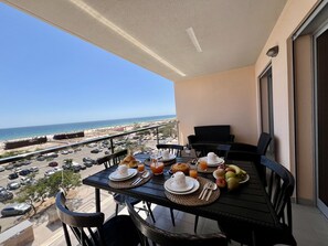 Balcony - Monte Gordo Beach Ocean View 3 by Homing (Vila Real Santo Antonio)