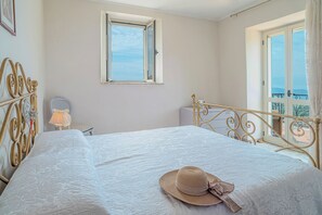 Ferienhaus | 2 Schlafzimmer, kostenloses WLAN, Bettwäsche