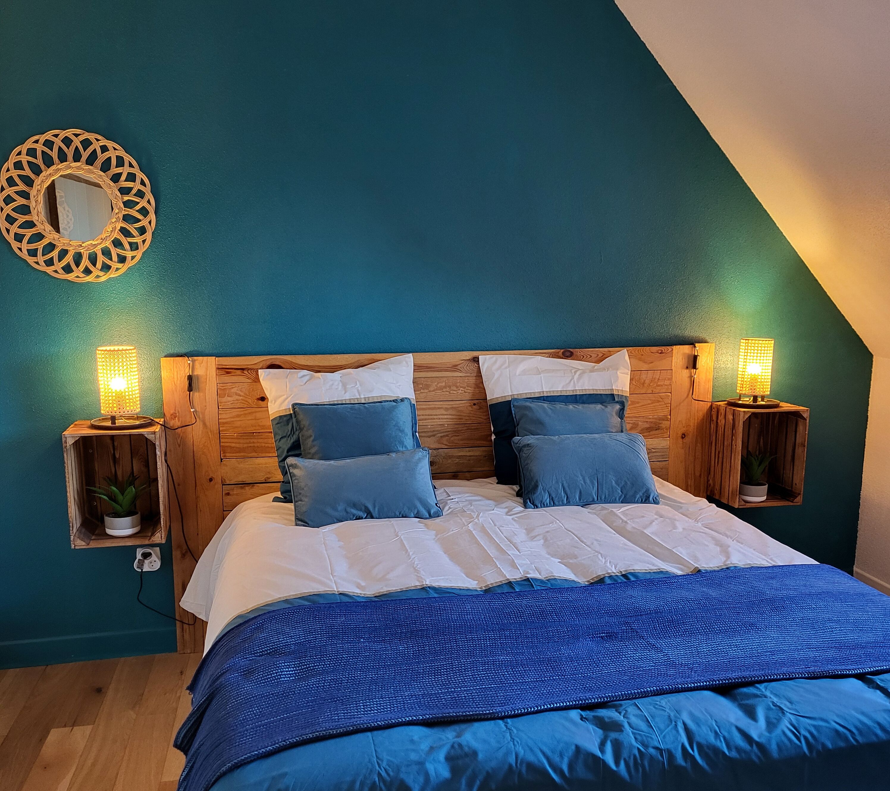 3 slaapkamers, een strijkplank/strijkijzer, wifi, beddengoed