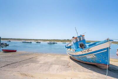 Tavira BAY 3 With Pool by Homing