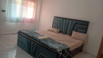 8 bedrooms, WiFi