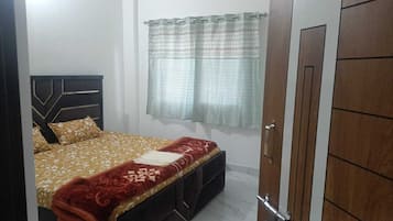8 bedrooms, WiFi