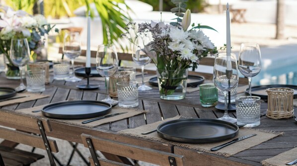 Outdoor dining - 16 Guests, 8 Beds, 460m2, 2500m2 Downtown (Tulum)