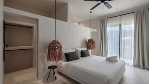 6 bedrooms, iron/ironing board, WiFi, bed sheets - 16 Guests, 8 Beds, 460m2, 2500m2 Downtown (Tulum)