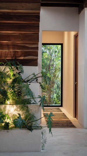 Interior - 16 Guests, 8 Beds, 460m2, 2500m2 Downtown (Tulum)