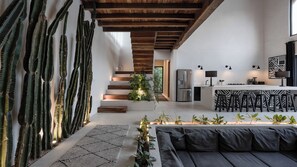 Interior - 16 Guests, 8 Beds, 460m2, 2500m2 Downtown (Tulum)