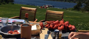 Lakefront home near Lawrencetown Beach with private sauna, hot tub and cold bath