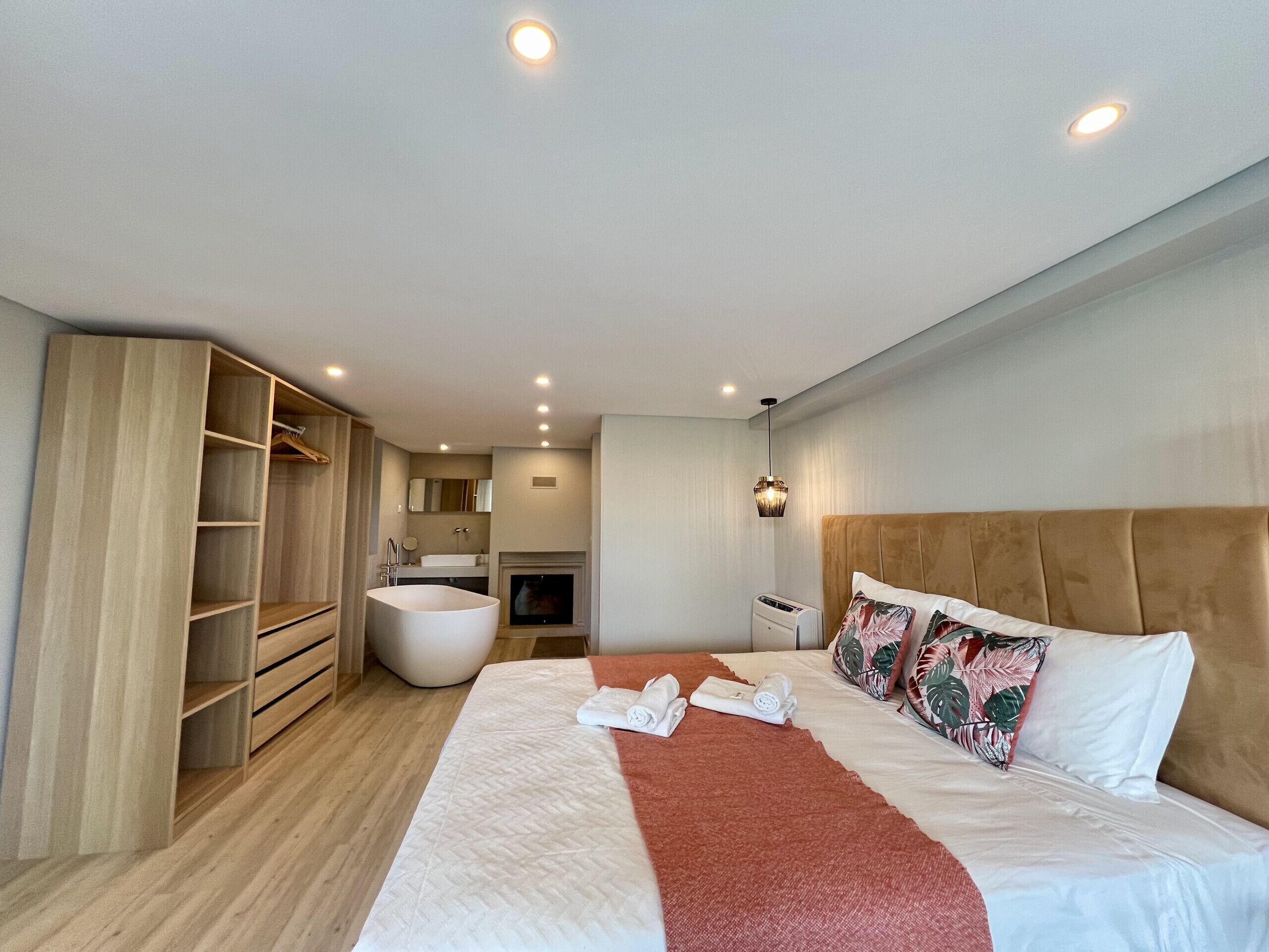 Photo - Vilamoura Premium Villa With Pool by Homing