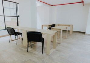 Meeting facility