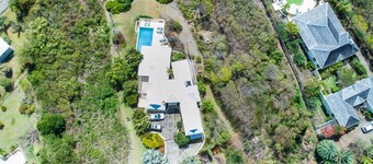 Caribbean living at it's finest! Breezy, and private. Perfect for families!