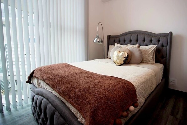 2 bedrooms, iron/ironing board, WiFi, bed sheets