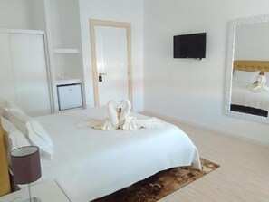 Design Double or Twin Room | Individually decorated, soundproofing, free WiFi - PALÁCIO NOVA SEARA 2503 -AL (Armamar)