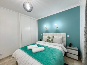 1 bedroom, bed sheets - Albufeira Town Apartment by Homing (Albufeira)