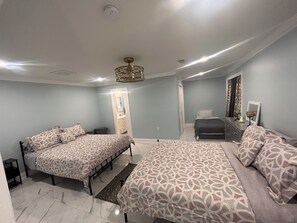 4 chambres, accĂšs au Wi-Fi (inclus), literie fournie