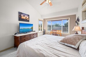 3 bedrooms - Alii Park Place #n202 Top Floor Unit With AC! (Kailua-Kona)