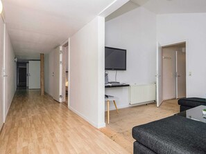House | Interior - 16 Person Holiday Home in Hojer (Højer)