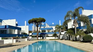 Pool - Quarteira Deluxe With Pool by Homing (Loulé)