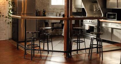 Unique 2-BDR Historic Warehouse Loft with Terrace and Fireplace ! ! !