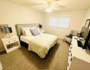 3 多间卧室、熨斗/熨衣板、WiFi、床单