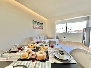 Living room - Vilamoura Modern With Pool by Homing (Loulé)