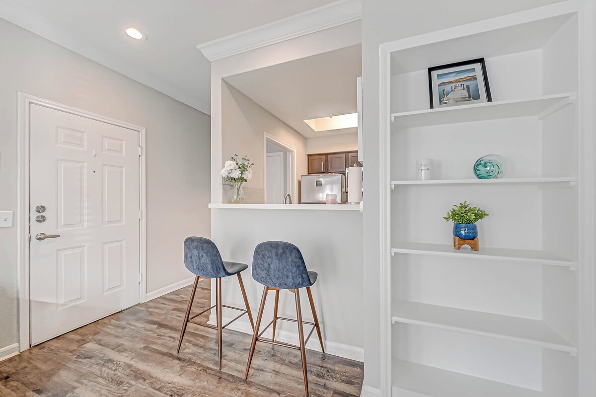 Photo 2 of Modern Furnished Apartment in Houston with Parking and Fast Wi-Fi