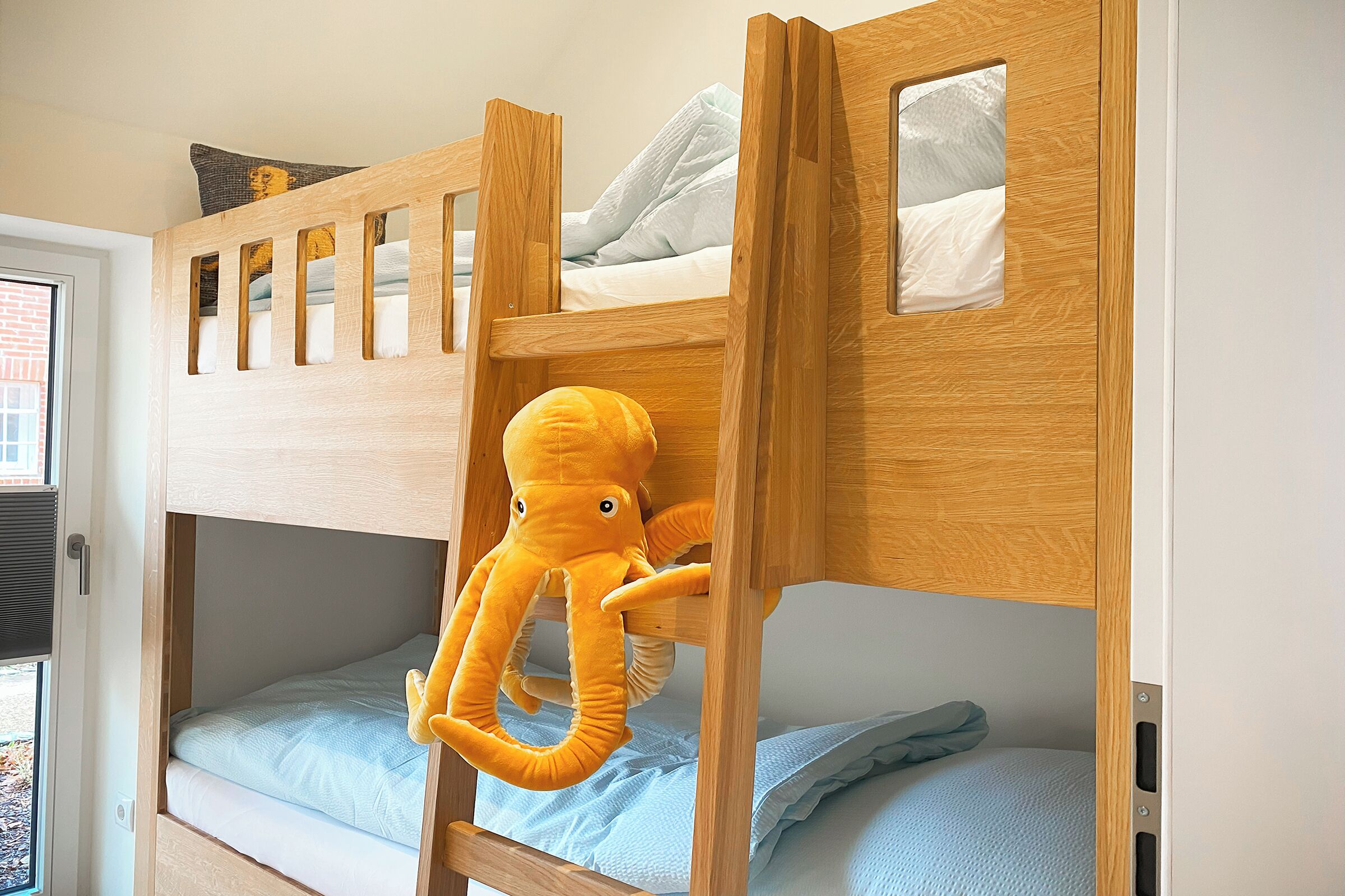 3 slaapkamers, reisbedje, gratis wifi, beddengoed